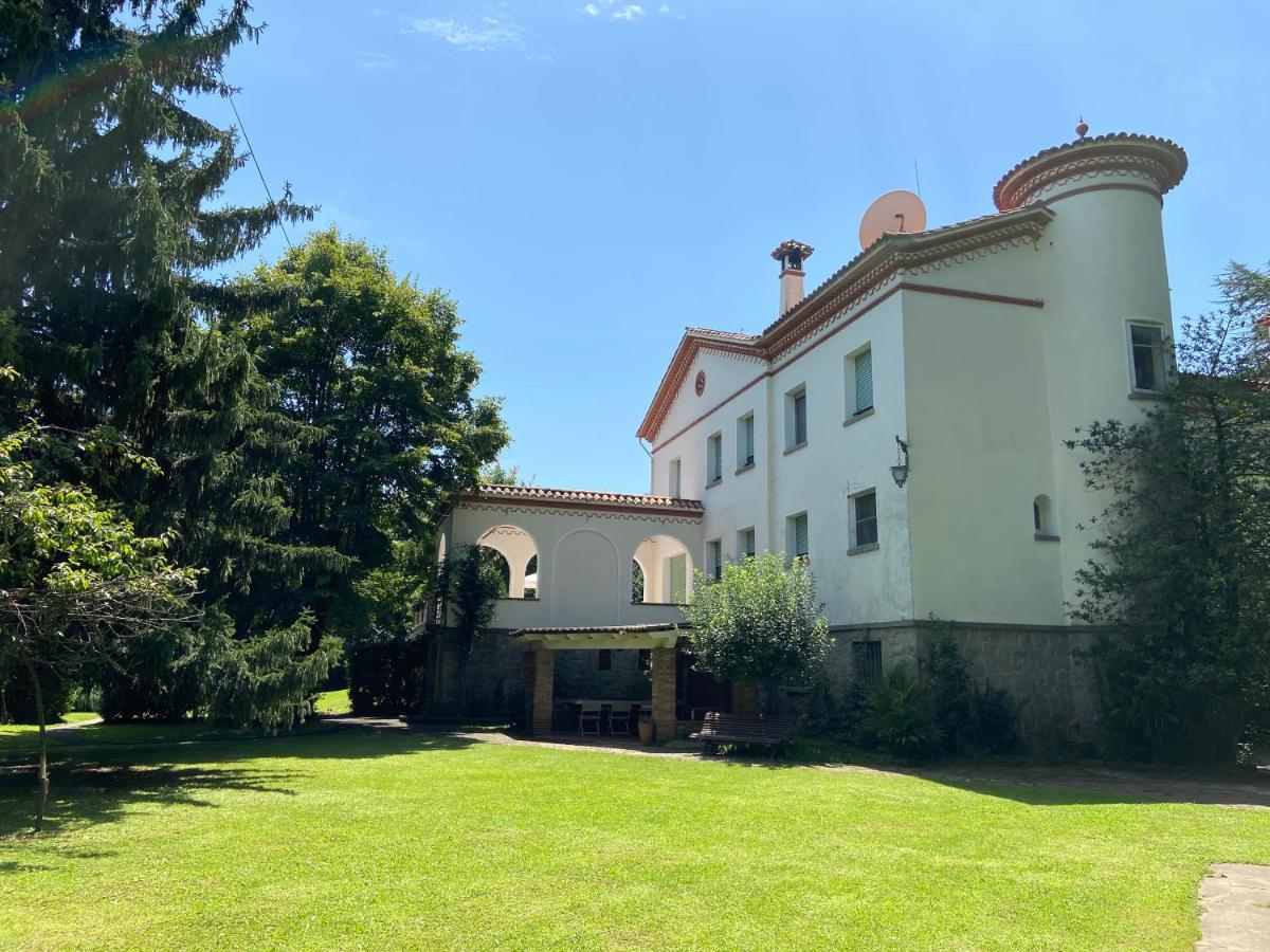 Espectacular Casa Chateau En El Centro De Olot Extérieur photo